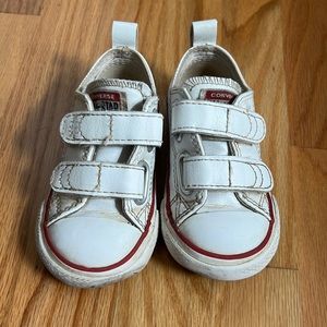 Converse chuck taylor all star easy-on leather, toddler size 5